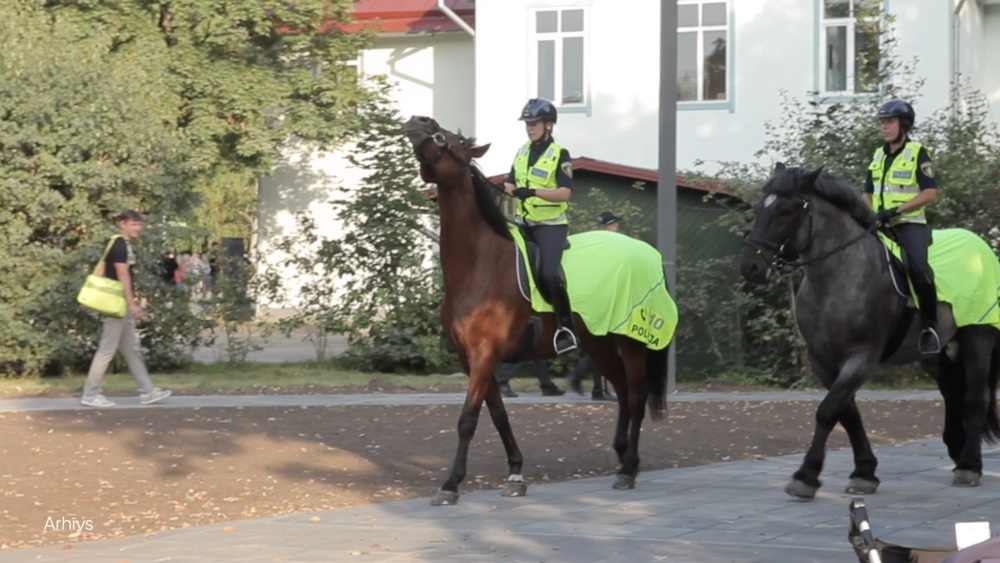 Policijas zirgu patruļa Ogrē