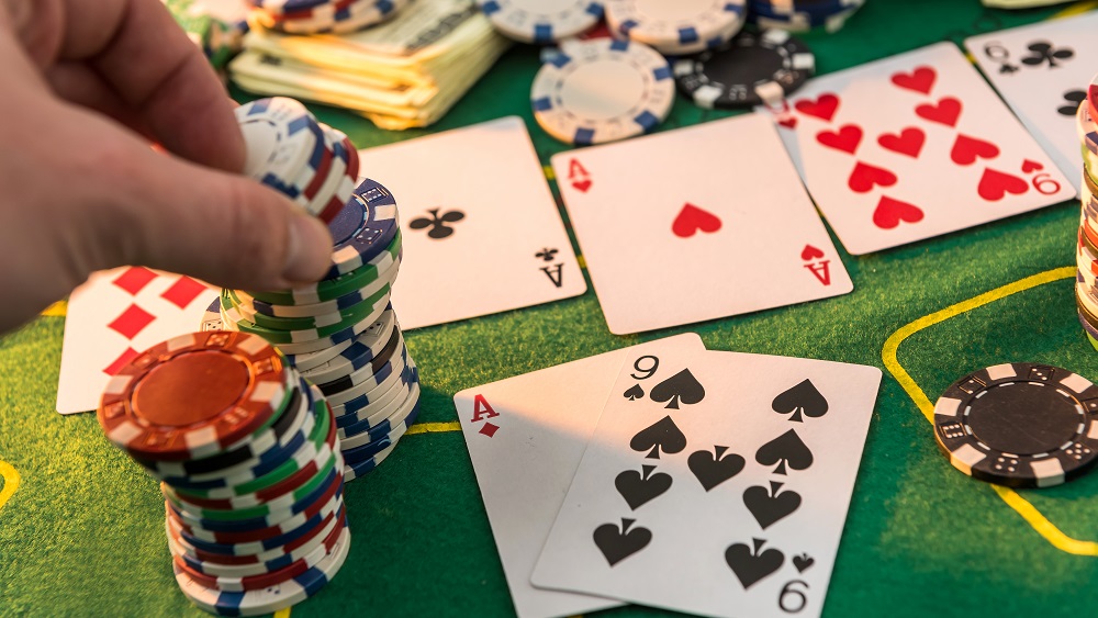 Nosliece uz azartspēļu atkarību ir aptuveni 70 tūkstošiem cilvēku Latvijā
