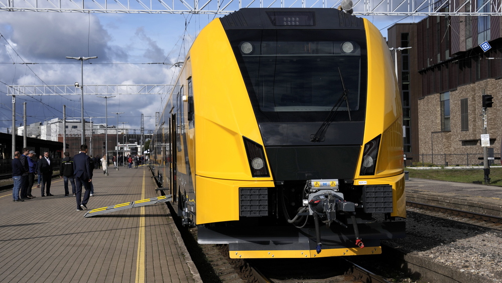 "Pasažieru vilciens": jaunos elektrovilcienus plānots ekspluatēt ar Krievijā ražotajiem sakaru blokiem