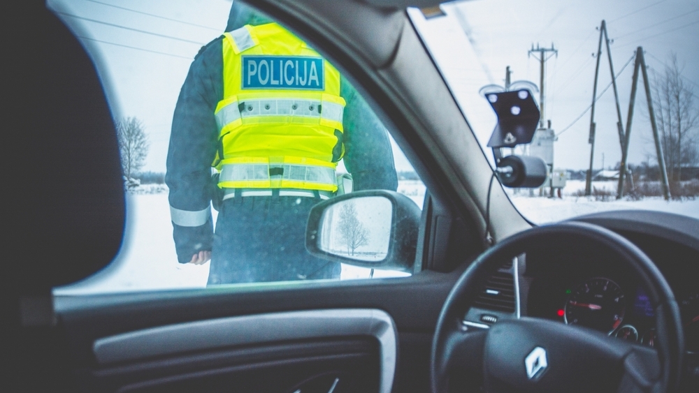 Ceļu satiksmes uzraudzības laikā konstatēti vairāki pārkāpumi Jelgavā un Bauskā