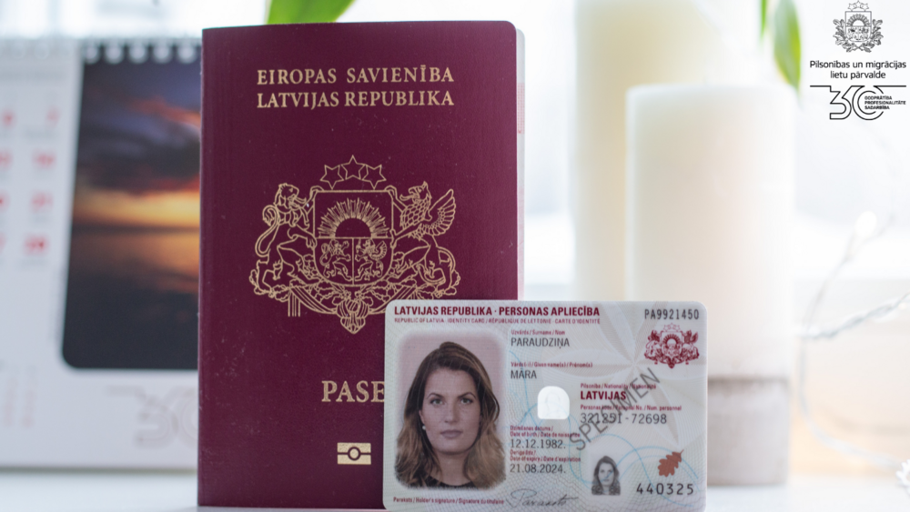 Vāc parakstus par iespēju iegūt Latvijas pilsonību, vienlaikus paturot arī Ukrainas pilsonību
