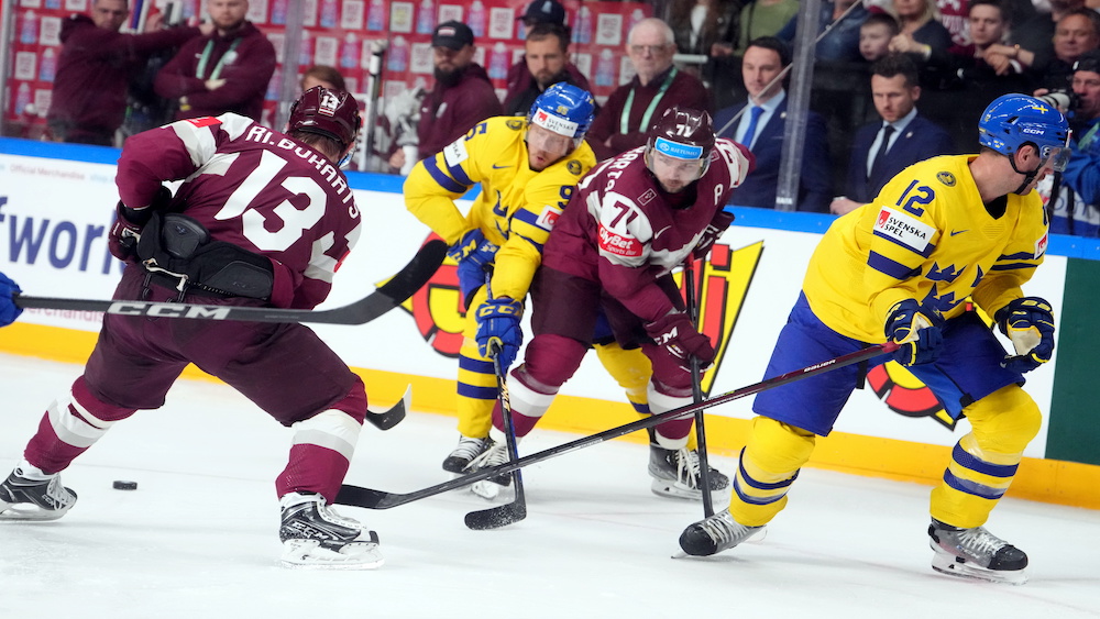 Latvijas hokeja izlase pirmo reizi vēsturē iekļūst pasaules čempionāta pusfinālā