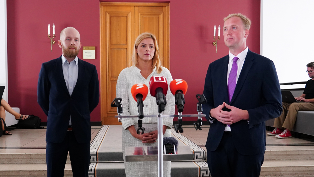 Dažas dienas pirms iecerētā balsojuma Saeimā aizvien oficiāli nenosauc kandidātus uz ministru amatiem
