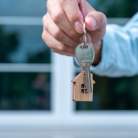 Risinājumus hipotekāro kredītu ņēmējiem sola rast līdz gada beigām