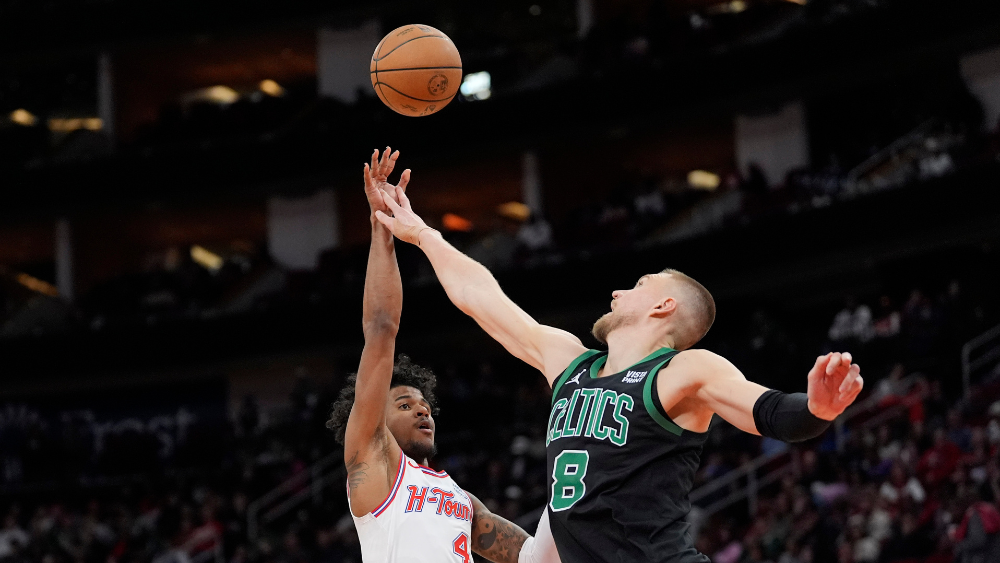 Porziņģis ar 32 punktiem sekmē "Celtics" uzvaru pār "Rocekts"