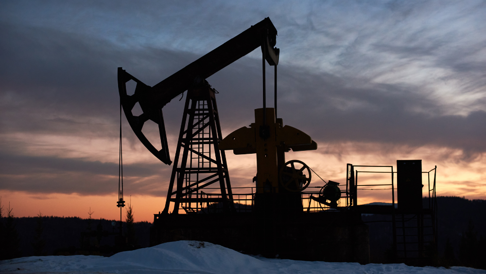 Valdība aicina Latvijas uzņēmumus pēc iespējas ātrāk izbeigt Krievijas naftas gāzes importu