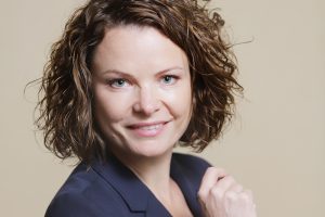 Dr. Vija Veisa portrets