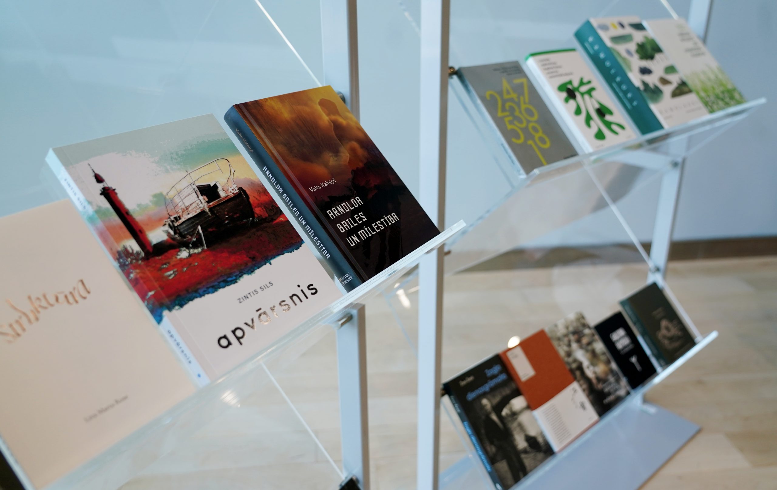 Latvijas Literatūras gada balvai nominēto grāmatu izstāde.