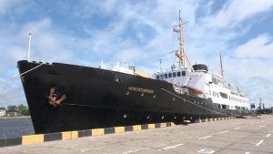 Vēsturiskais norvēģu kruīza kuģis “Nordstjernen” piestājis Ventspils ostā