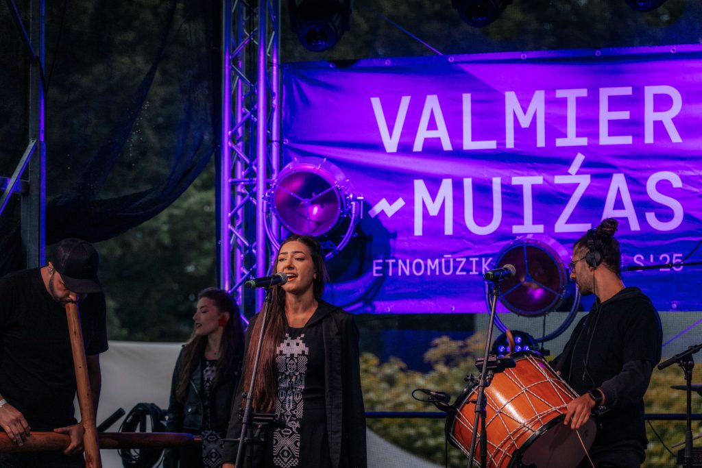 Valmiermuižas etnomūzikas festivāls 2025