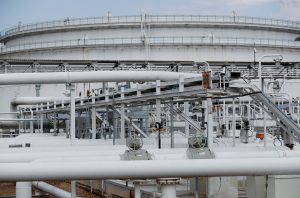 Naftas cauruļvadu un rezervuāru infrastruktūra