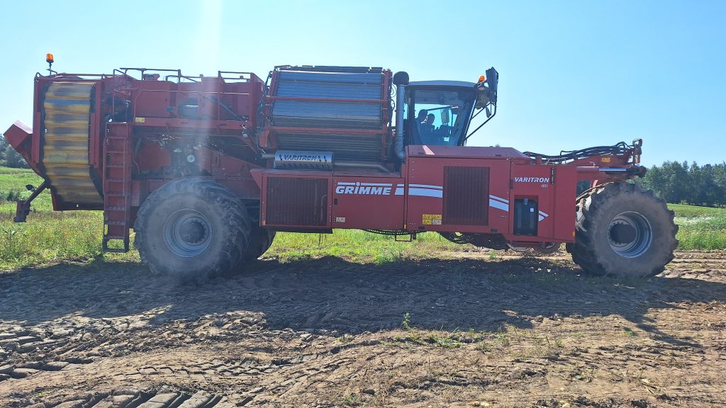 Kartupeļu novākšanas kombains "Grimme Varitron"