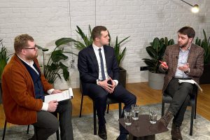 Saruna par redzes veselības izmaksām ar Romānu Putānu, Artjomu Uršuļski un Kasparu Biezo