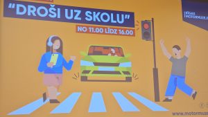 Rīgas Motormuzeja izglītojošā programma “Droši uz skolu” par satiksmes drošību bērniem.