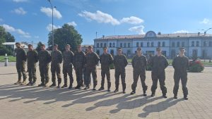 Zemessargi ierindā pie Jelgavas stacijas