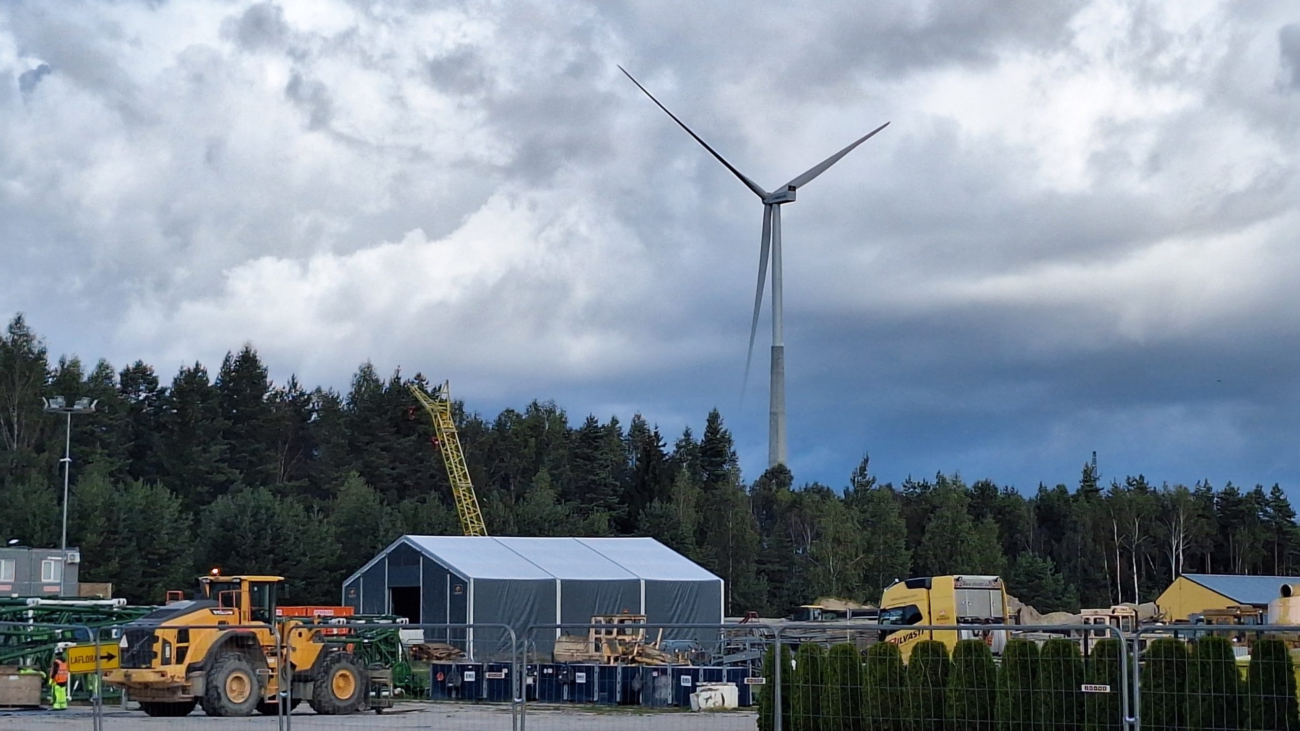 Lielākā vēja turbīna Latvijā Kaigu purvā Jelgavas novadā.