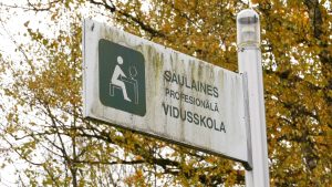 Ceļazīme ar uzrakstu “Saulaines profesionālā vidusskola”