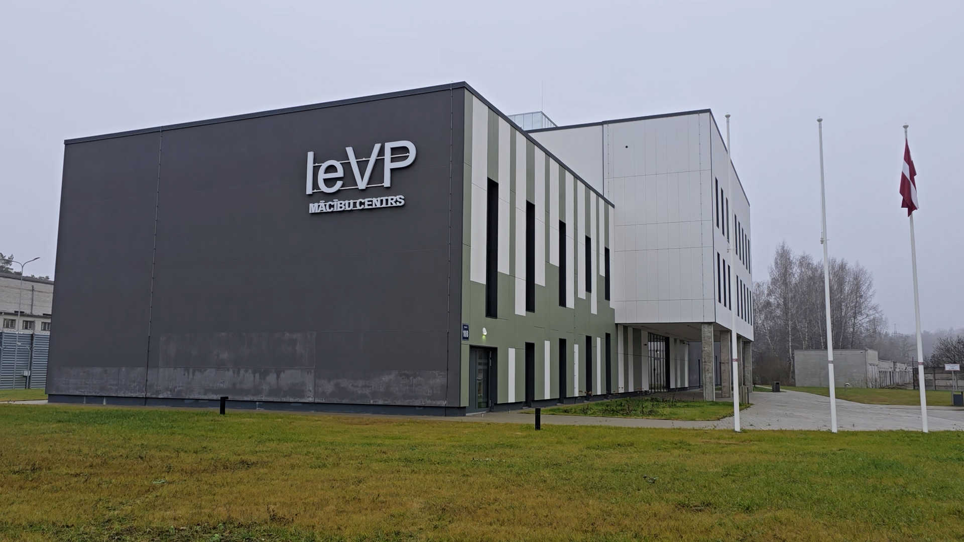Ieslodzījuma vietu pārvaldes mācību centra ēka Olainē.