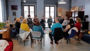 Diskusiju grupa sociālā atbalsta pasākumā telpās