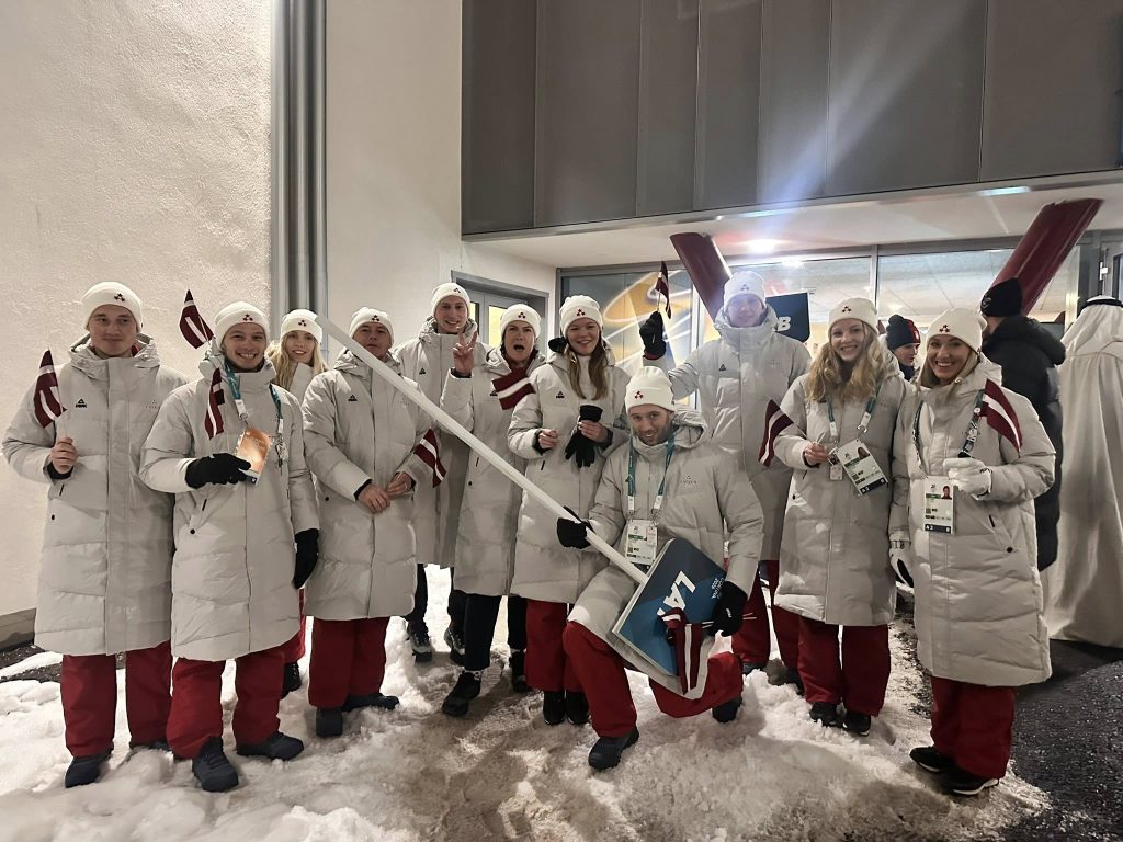 Latvijas sportisti pirms 25. ziemas olimpisko spēļu atklāšanas ceremonijas