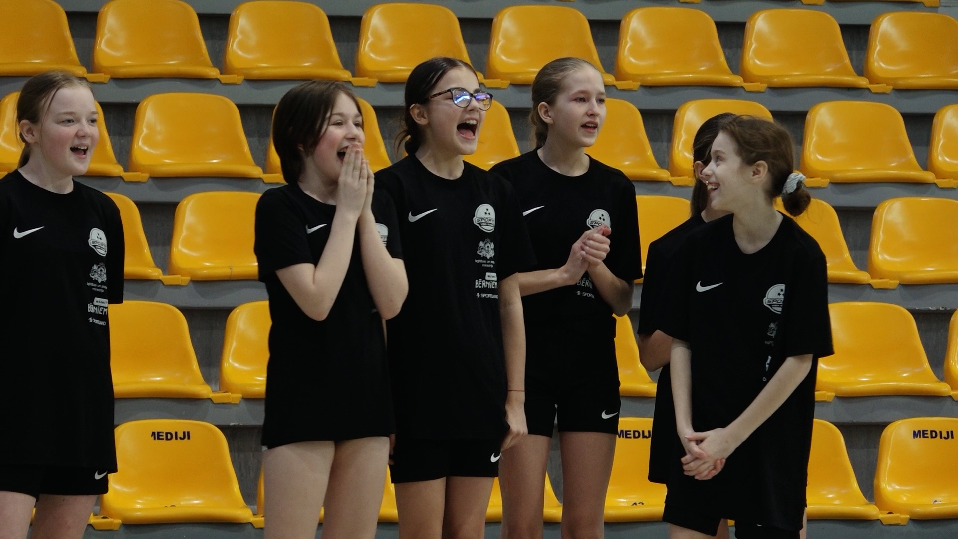 Gulbenes novada skolēni projektā “Sporto visa klase”