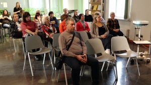 Cēsu bibliotēkā notiek iedzīvotāju tikšanās par drošību Digitālās nedēļas laikā