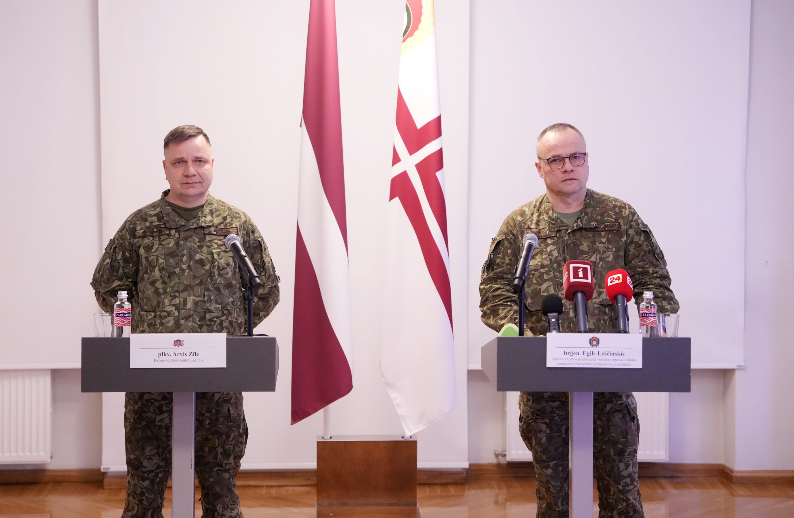 Militārpersonas preses konferencē par Krāslavas novadā nokritušo dronu