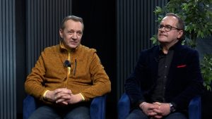 Zigfrīds Muktupāvels un Guntars Račs studijā intervijas laikā