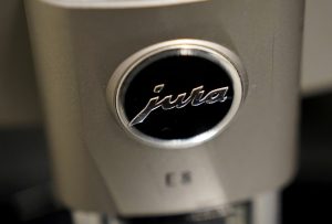 Kafijas automāta “Jura” logotips tuvplānā