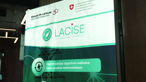 Šveices un Latvijas sadarbības programmas LACISE stends viedās enerģijas risinājumu un elektrotīklu datu analīzes projektam.