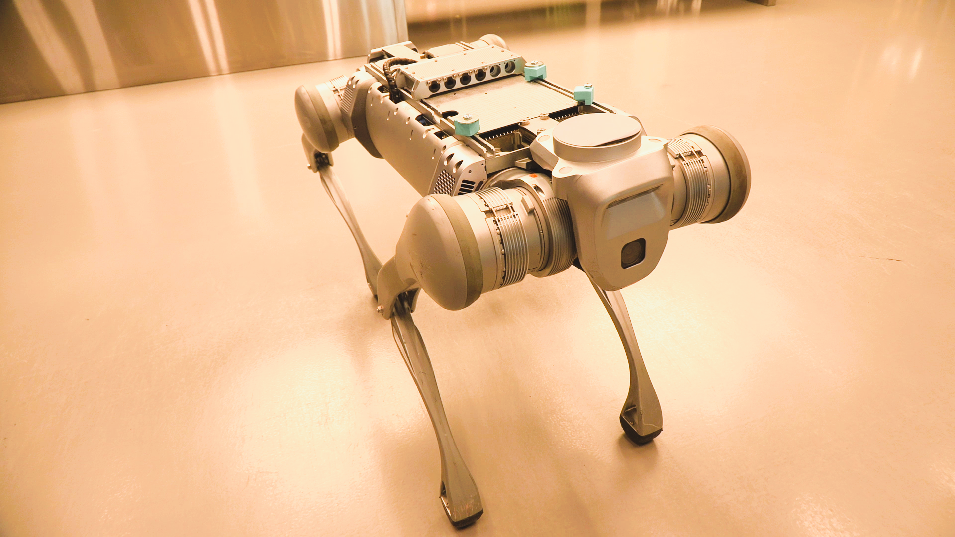 Robotsuns demonstrēts Ventspils zinātnes centrā VIZIUM.