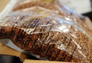 Griķi iepakojumā kā viens no ilgtermiņa pārtikas rezervju produktiem.