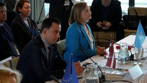 Eiropas mazo valstu veselības ministri un starptautisko organizāciju pārstāvji piedalās diskusijā par veselības aprūpes attīstību.