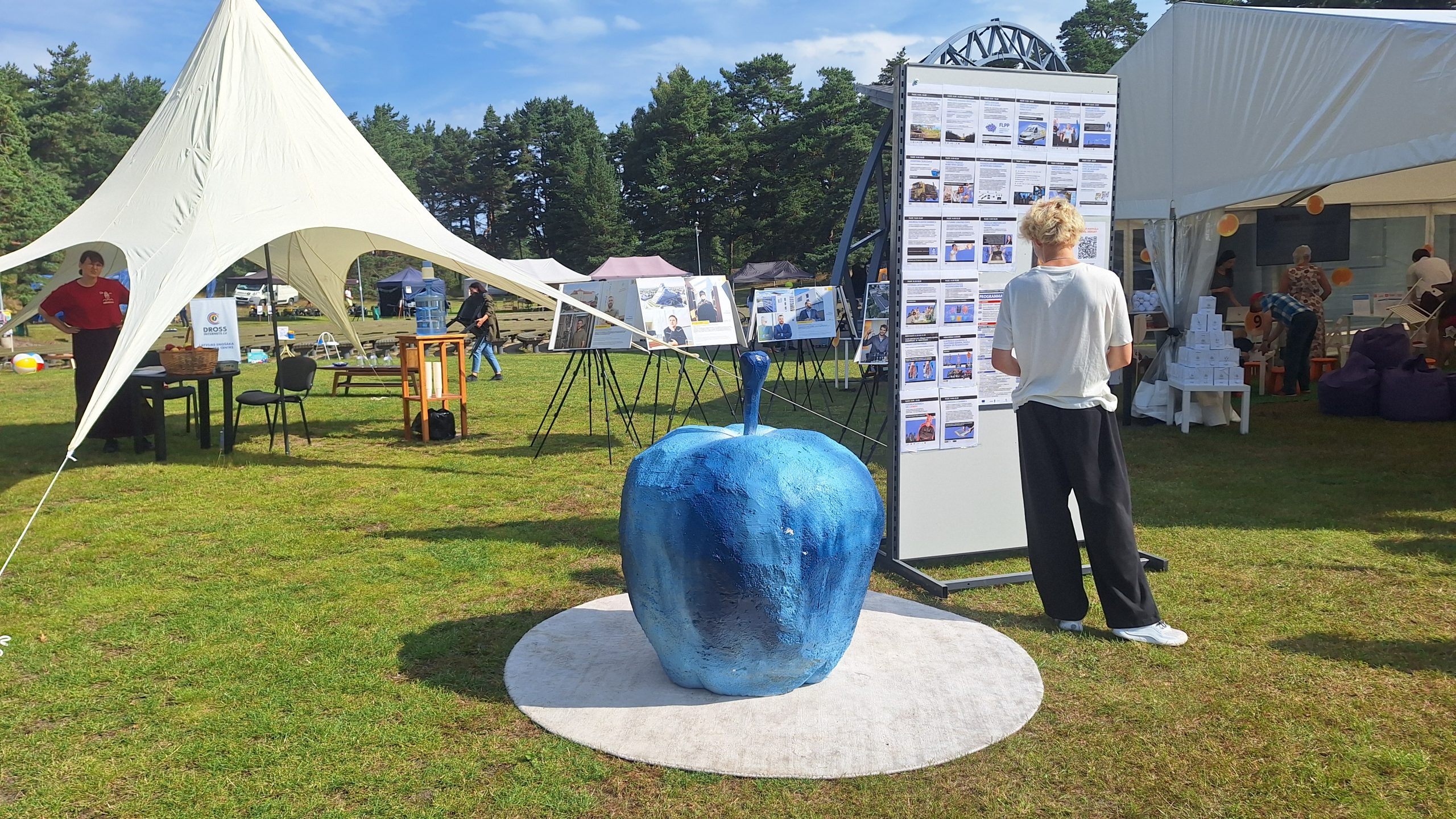 Zinātnes festivāls “Mērsraga ābols” Mērsragā.