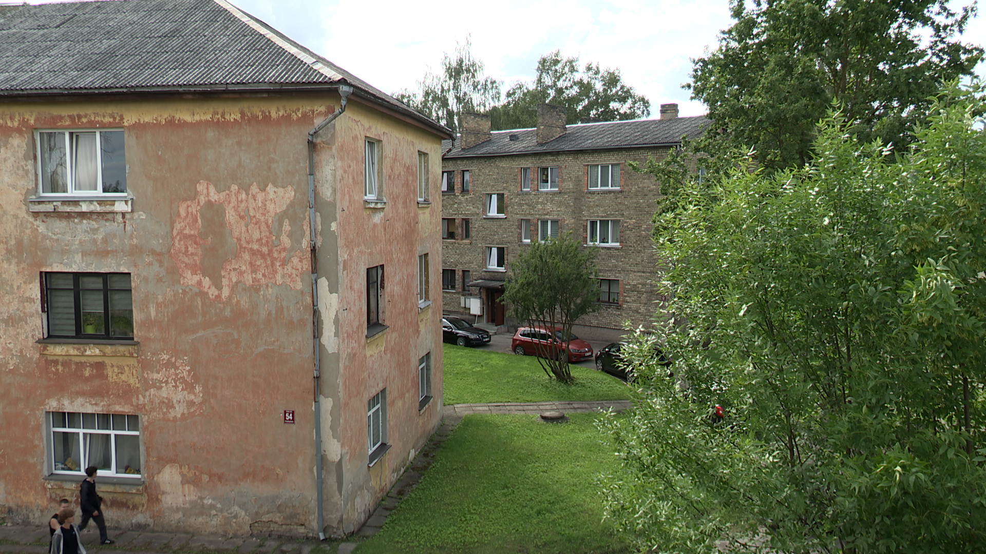 Vecākas daudzdzīvokļu mājas Jelgavā