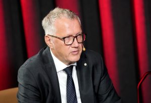 Arvils Ašeradens intervijas laikā
