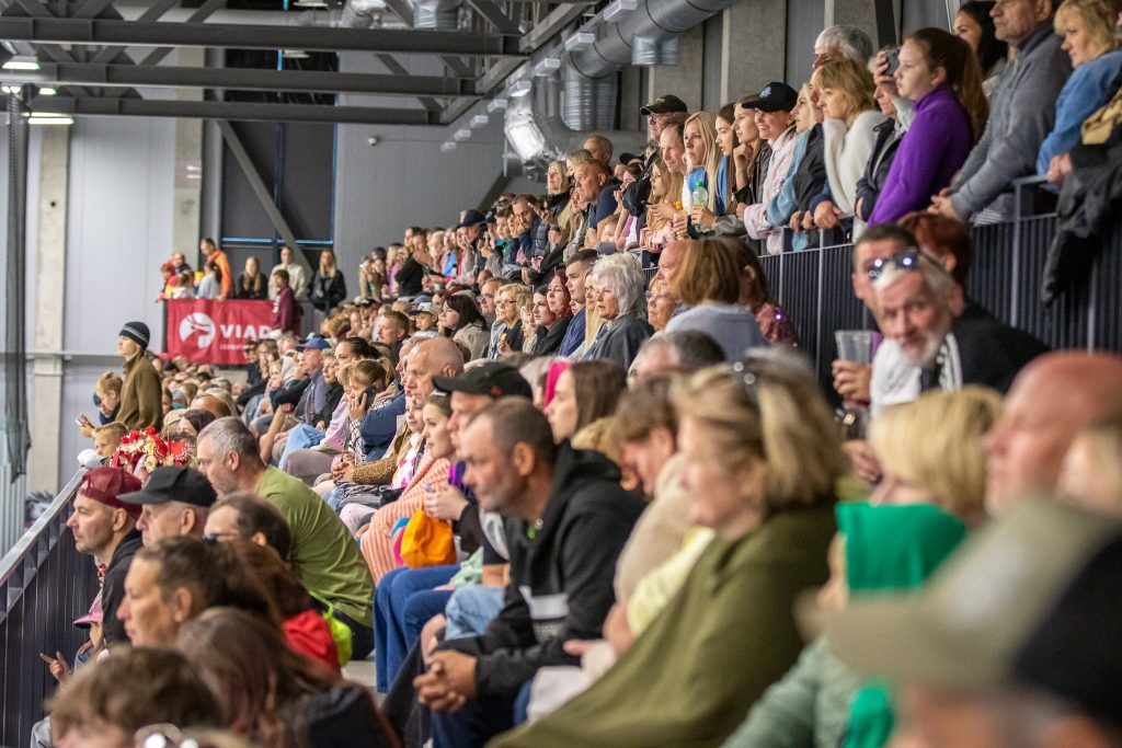 Hokeja līdzjutēji festivālā “Roks & hokejs” Jēkabpilī