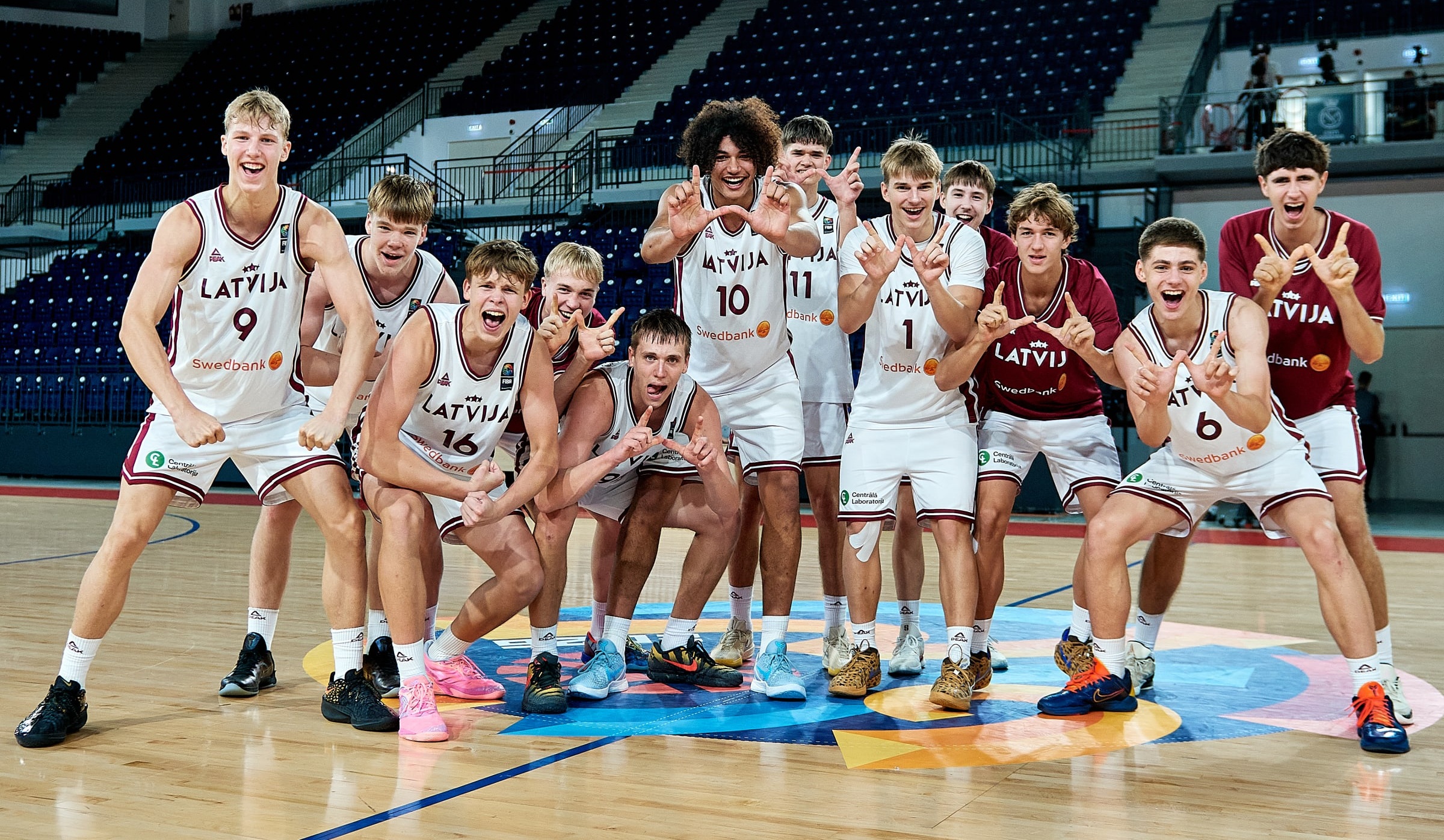 Latvijas U-16 basketbola izlases spēlētāji Eiropas čempionātā