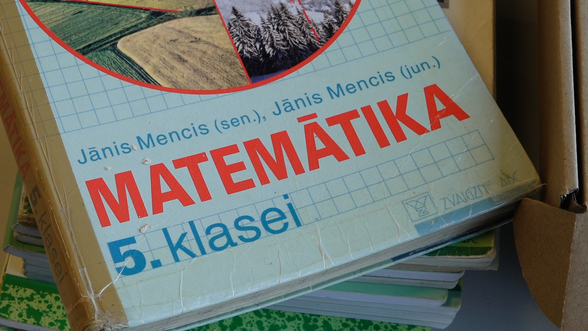 Matemātikas mācību grāmata 5. klasei