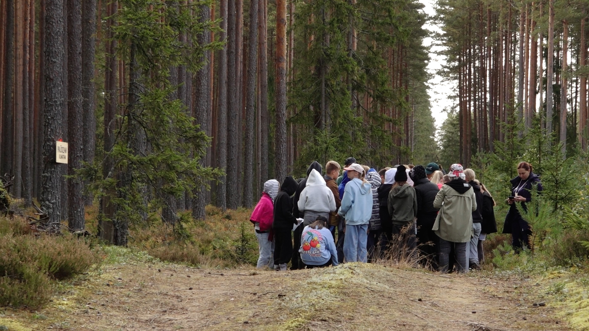 6. klašu skolēni piedalās “Latvijas valsts mežu” Meža ekspedīcijā
