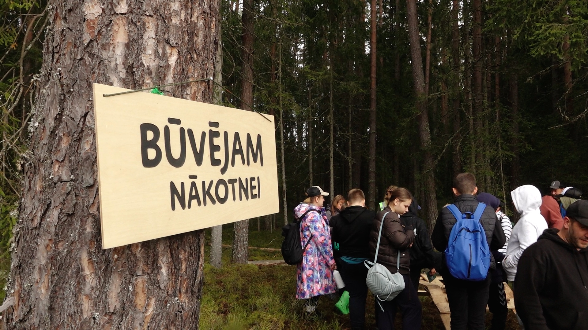 6. klašu skolēni piedalās “Latvijas valsts mežu” Meža ekspedīcijā