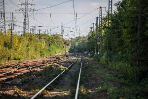 Dzelzceļa sliedes un elektrolīnijas Gelzenkirhenē