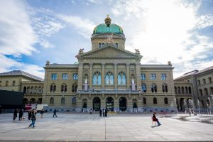 Šveices parlamenta ēka Bundeshaus Bernē