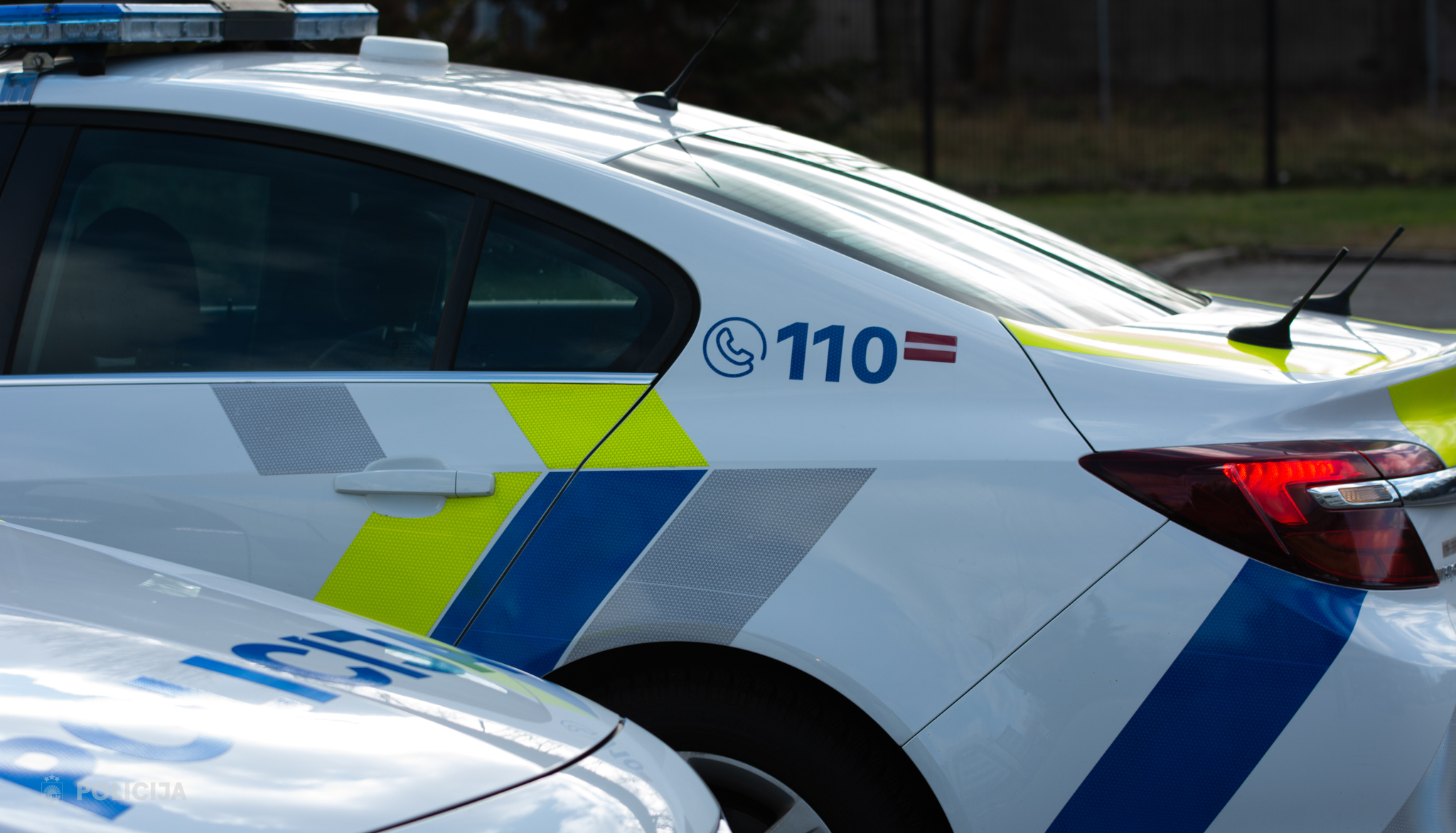 Valsts policijas dienesta automašīnas ar vienoto ārkārtas palīdzības numuru 110