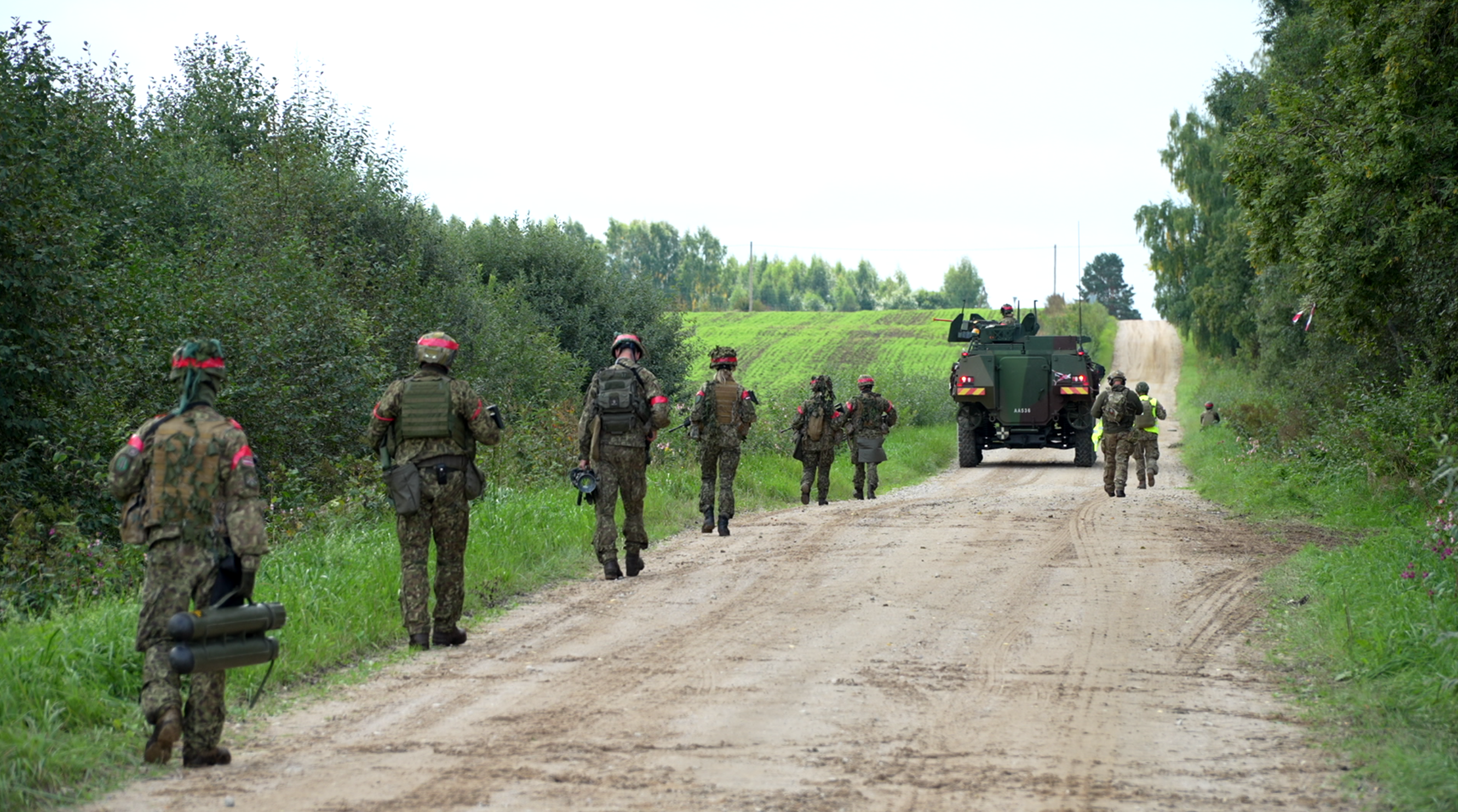 Karavīri un zemessargi militārajās mācībās “Namejs 2026” Latgalē