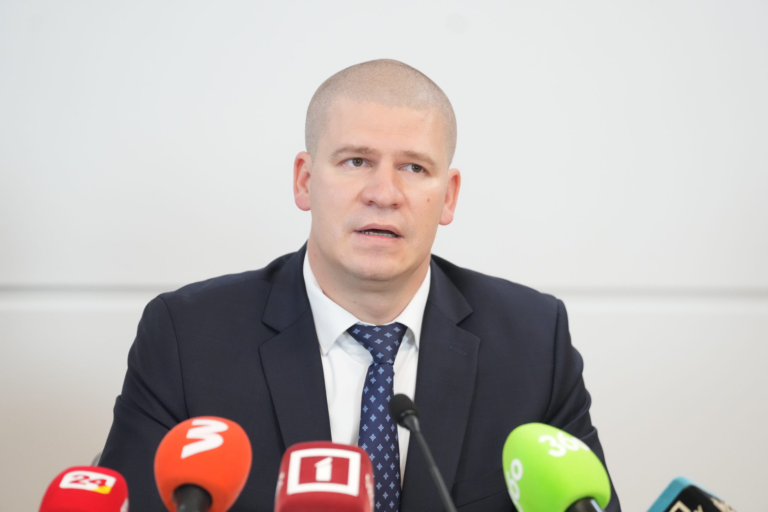 CERT.LV vadītāja vietnieks Varis Teivāns preses konferencē