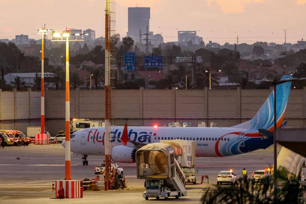 flydubai lidmašīna Ben Guriona lidostā Izraēlā