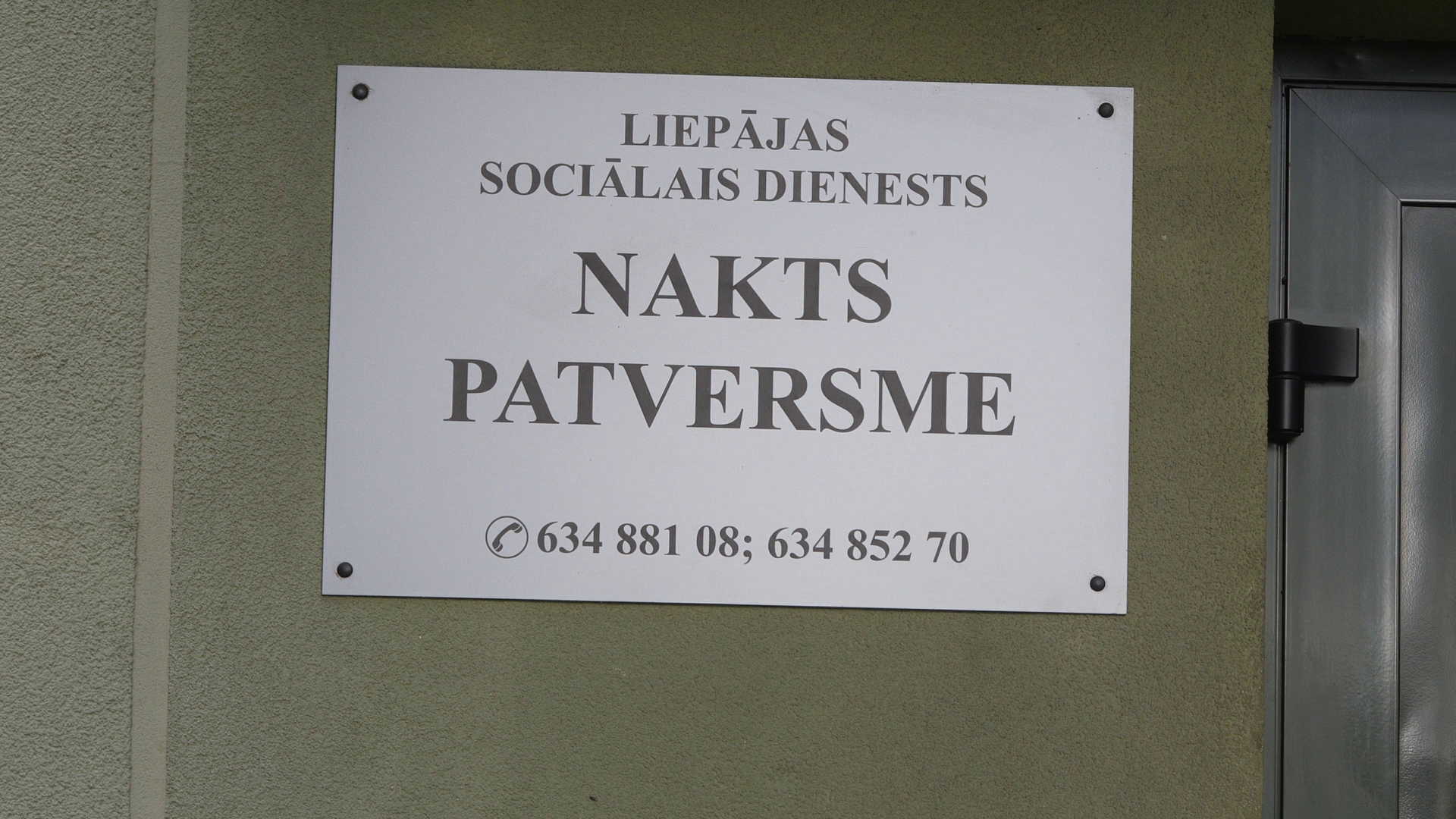 Liepājas nakts patversmes izkārtne
